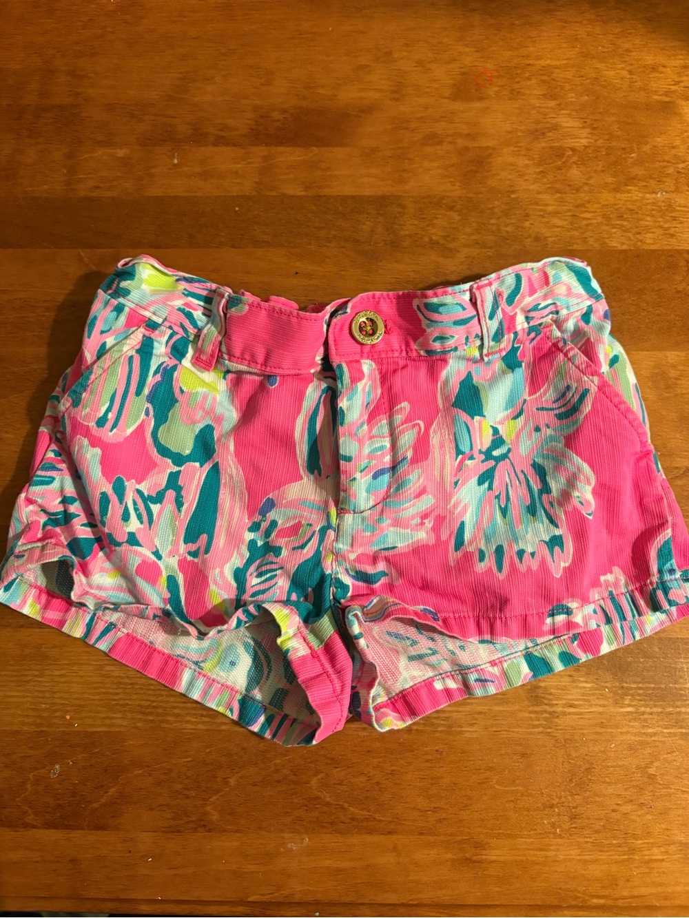 Lilly Pulitzer, girls Pink Floral Print Shorts size 7